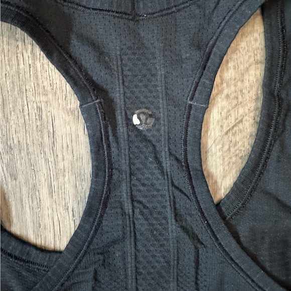 Lululemon tank top - Picture 4 of 4
